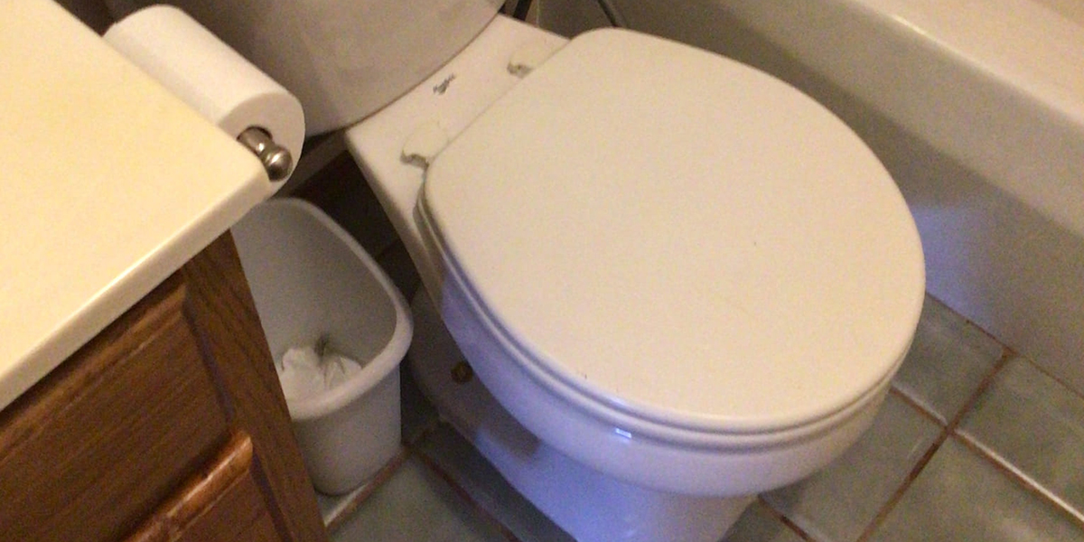 what are low flow toilets